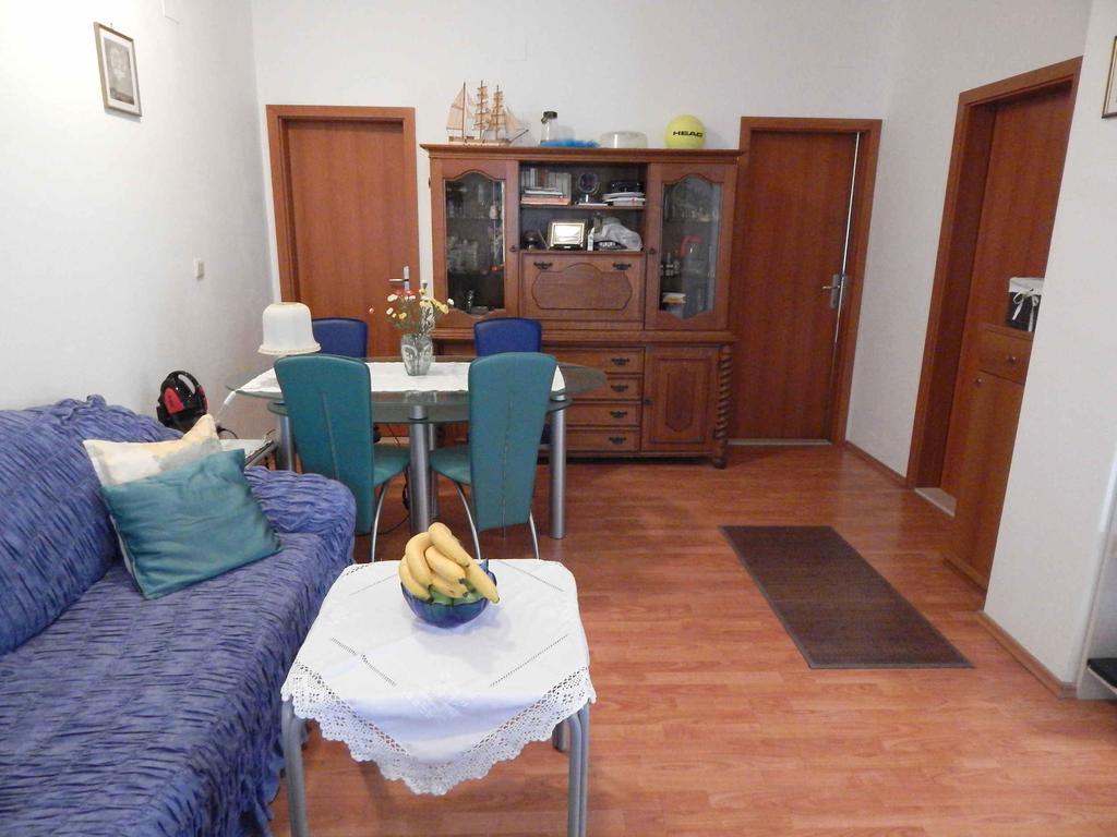 Apartment Lara Makarska Chambre photo